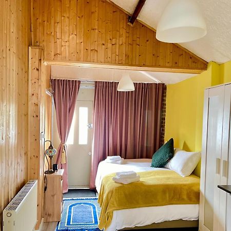 Apartament La Estrella Beckenham Zewnętrze zdjęcie
